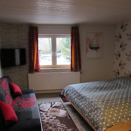 Ferienapartments Am Dorfplatz Langscheid  Dış mekan fotoğraf